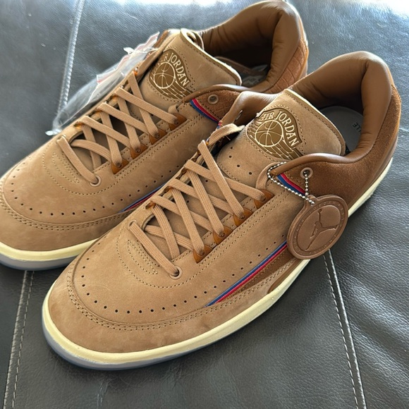 Jordan Men's Tan Sneakers - Picture 2 of 11